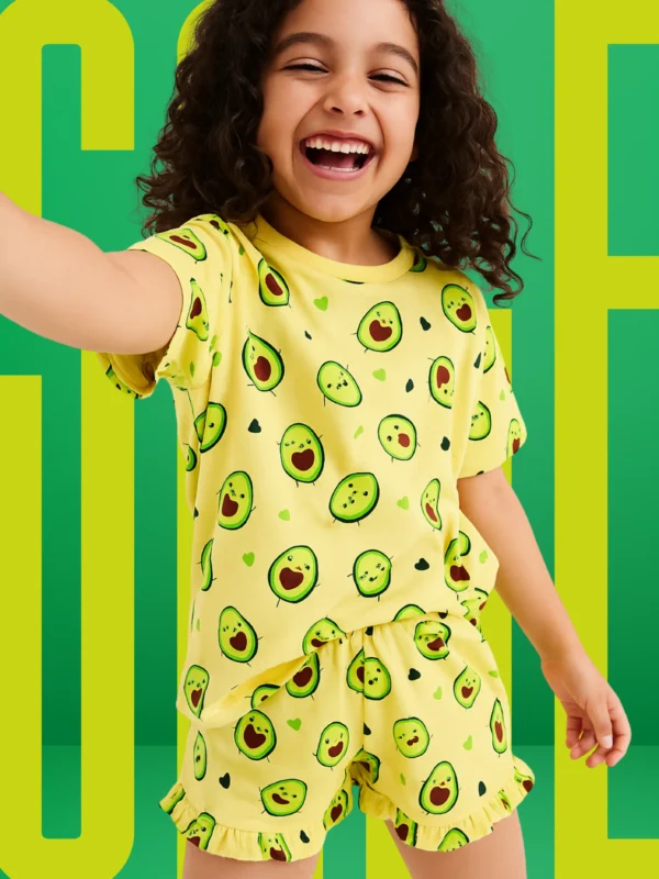 Avo Fun Ruffle Oversized Cord Set